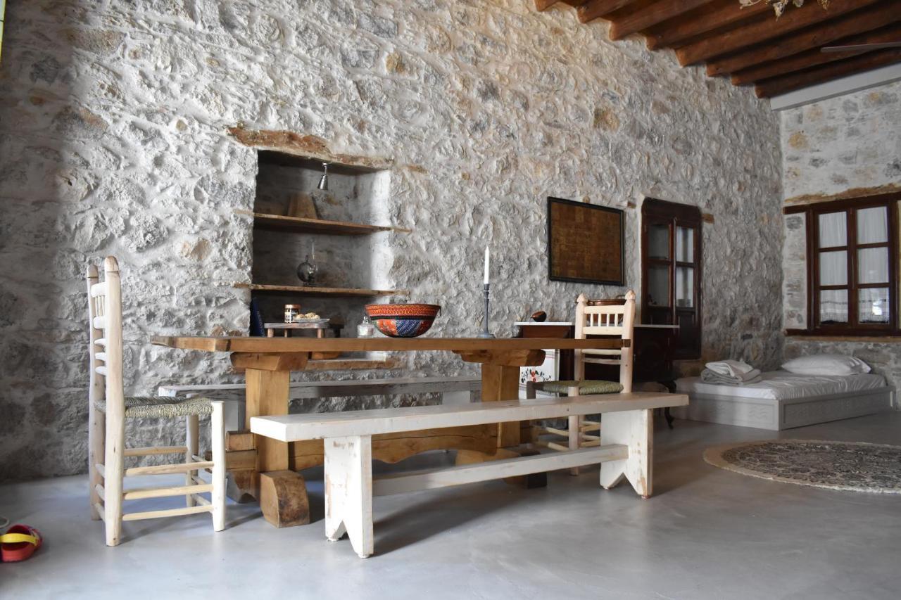 Latmos 1860 Villa Skala  Bagian luar foto